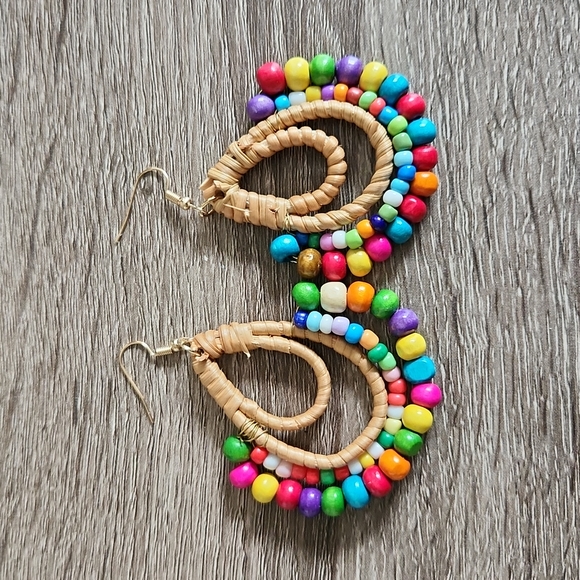 ๐Wooden Bead Boho Statement Earrings - Picture 3 of 5